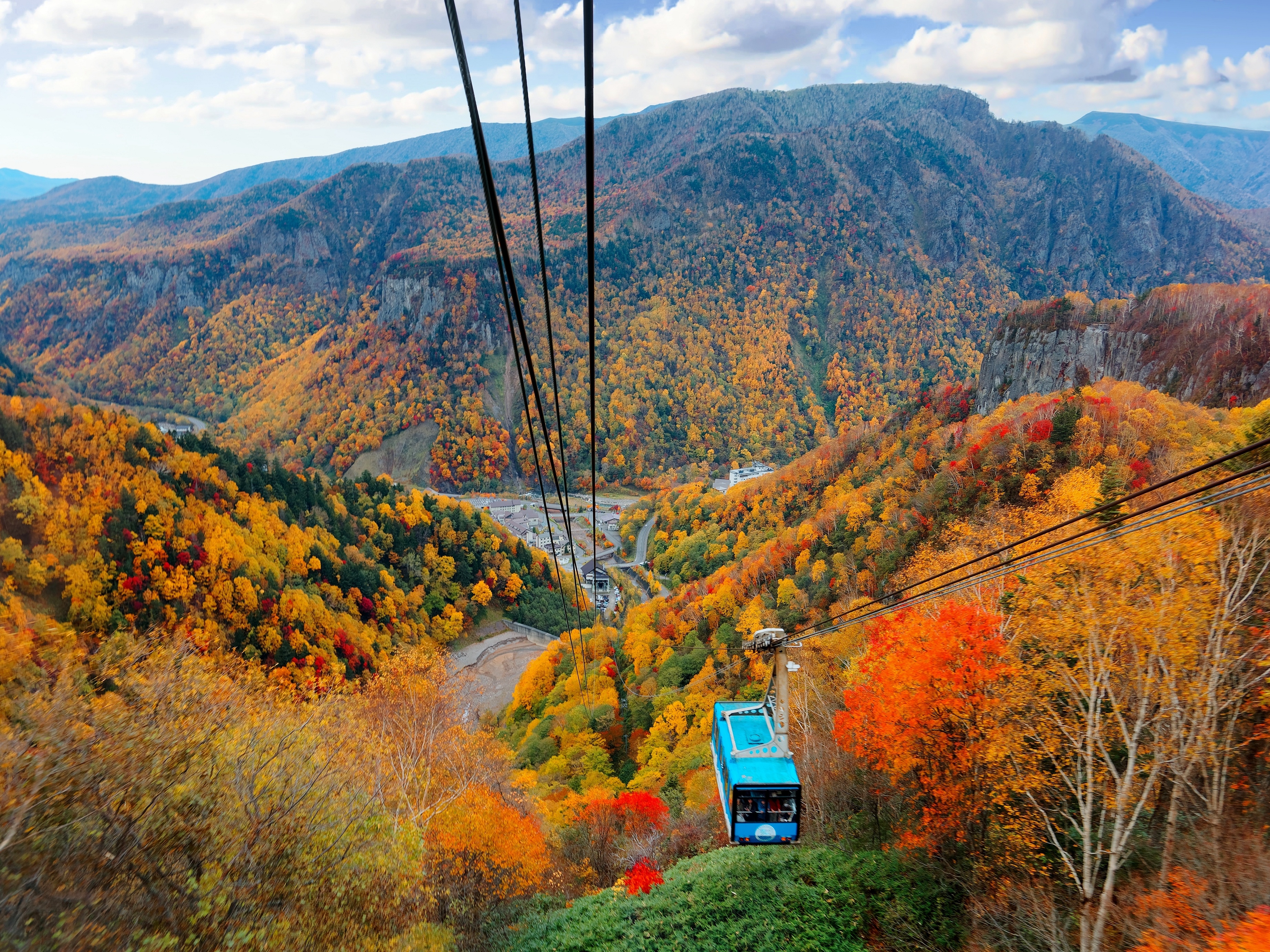 Japan_Hokkaido_Kamikawa_Daisetsuzan National Park_Kurodake Ropeway