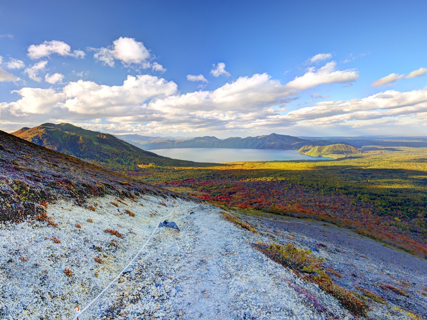 Japan_Hokkaido_Shikotsu-Toya National Park_shutterstock_132302879