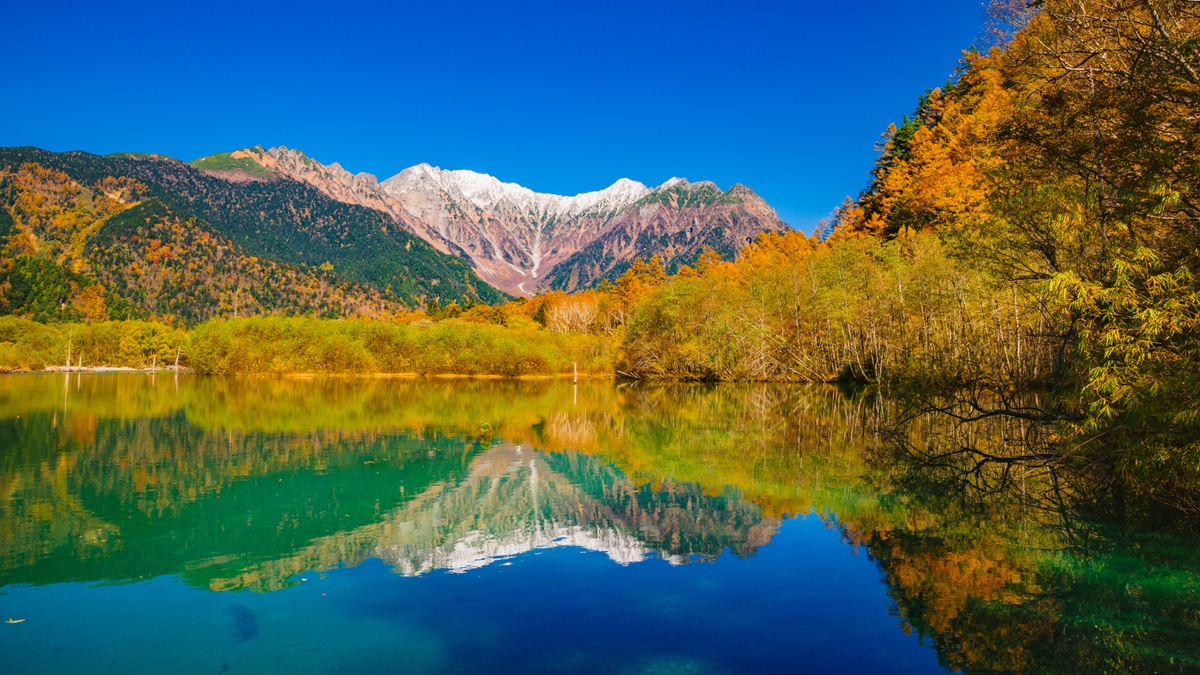 Japan_Nagano_Kamikochi_pixta_68528285_M