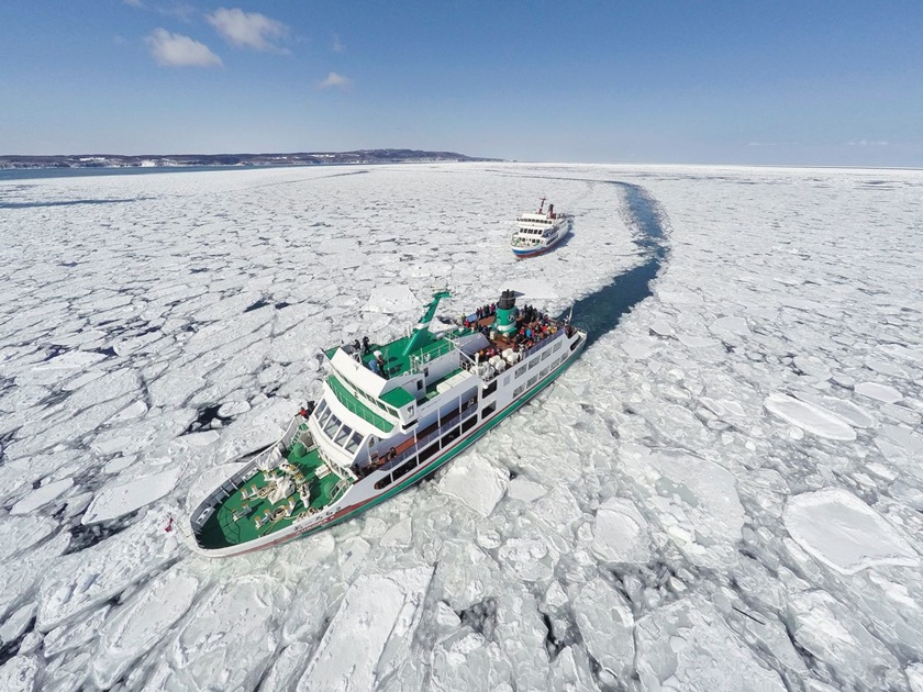 Aurora Icebreaker Abashiri: Drift Ice Cruise & Museums