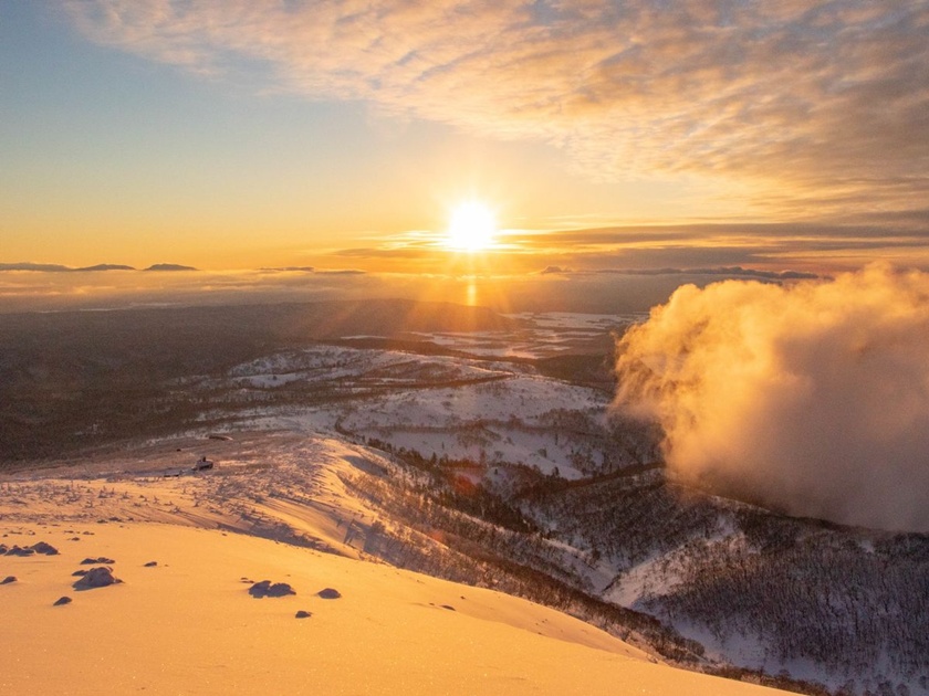 Early Morning in Winter on Mt. Mokoto