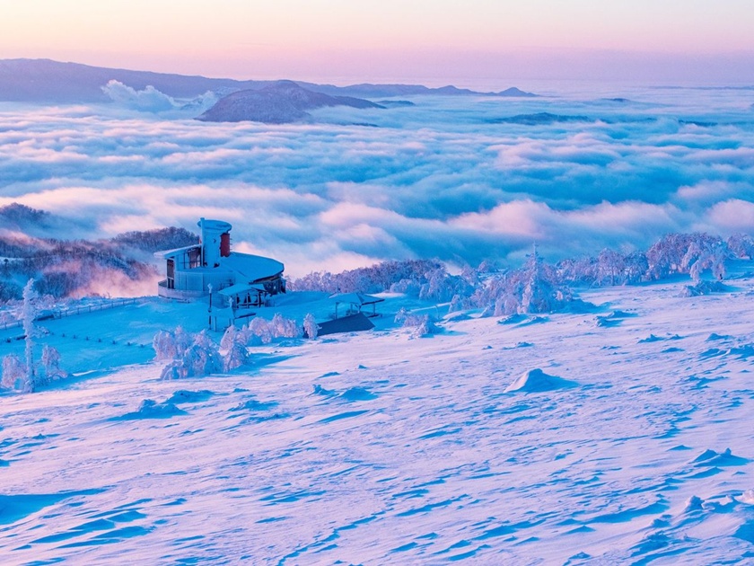 Early Morning in Winter on Mt. Mokoto