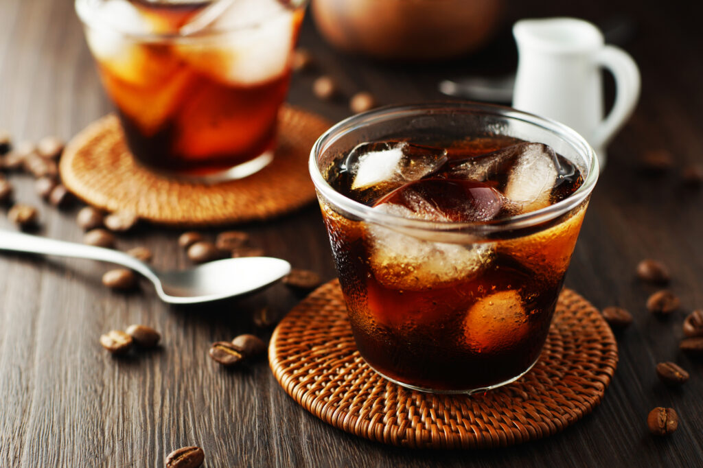 小浜島の居心地のよい素敵なカフェでのんびり過ごす