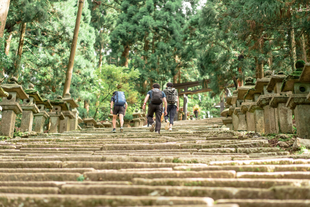 登山が必要な愛宕神社への参道