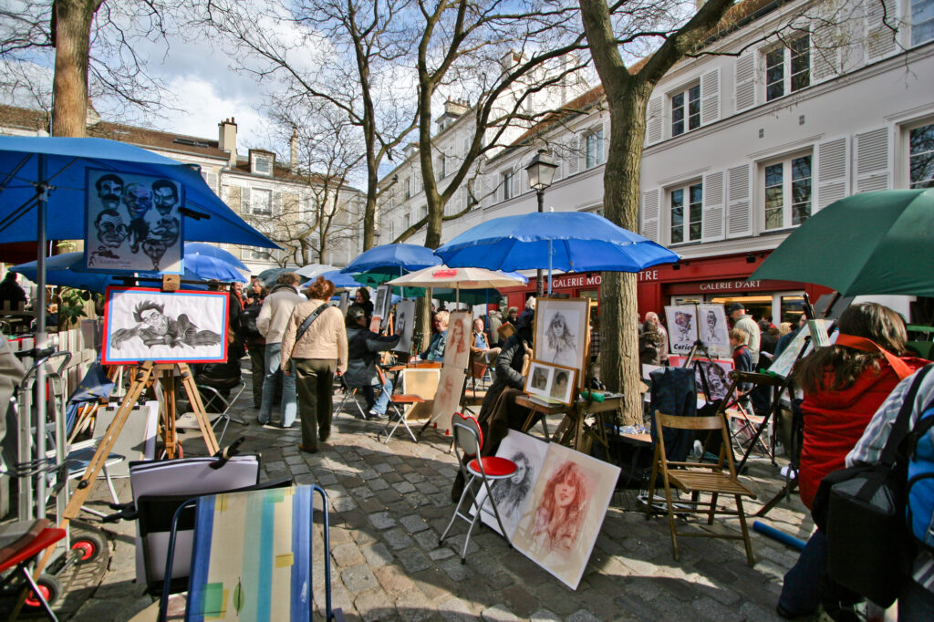 アーティストが集うテルトル広場