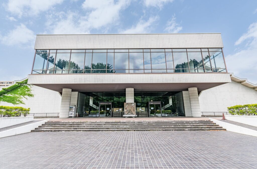 北海道札幌市 晴天の北海道立近代美術館