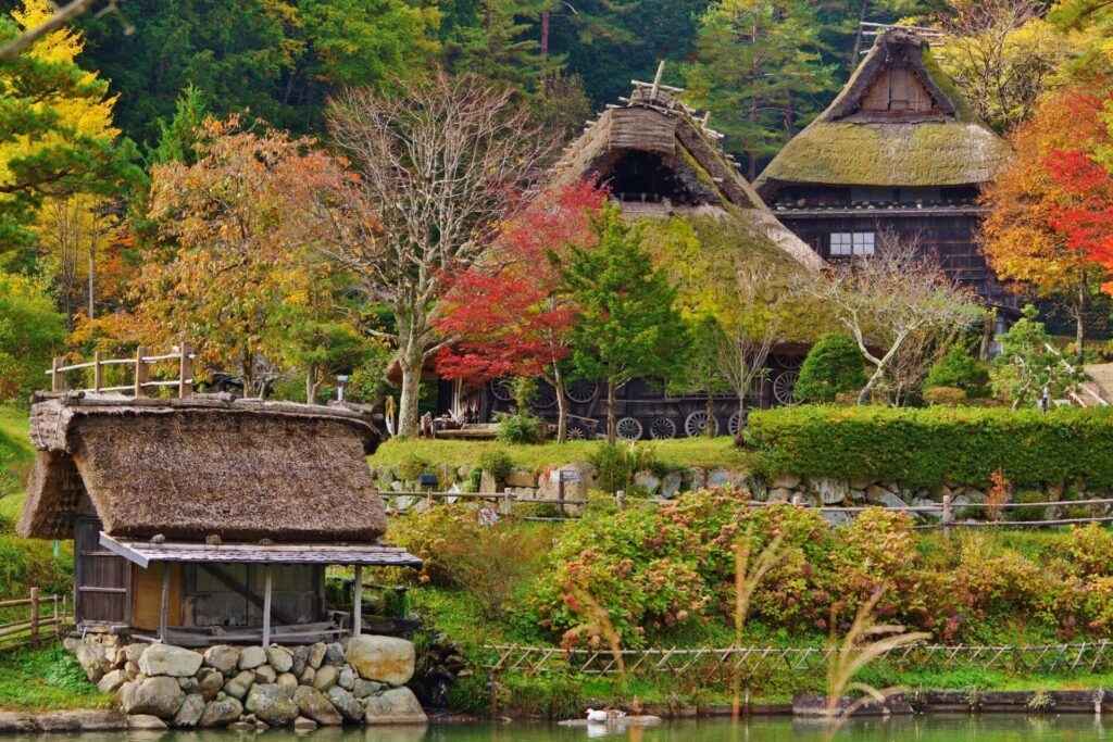 飛騨の里の紅葉