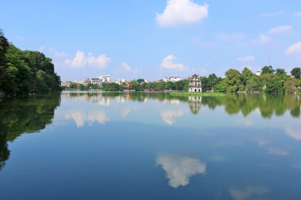 ホアンキエム湖