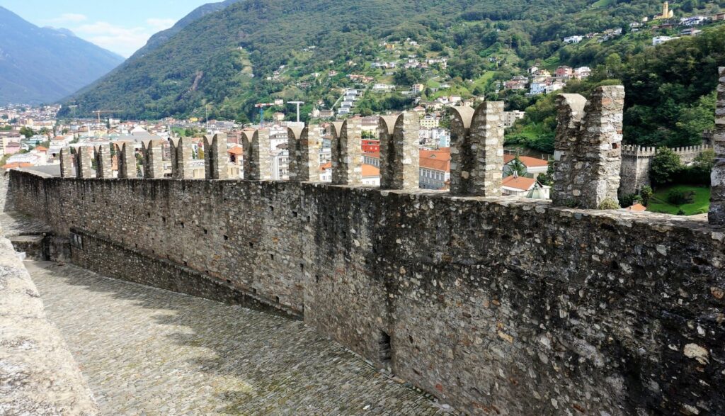 ベリンツォーナのカステル・グランデ城