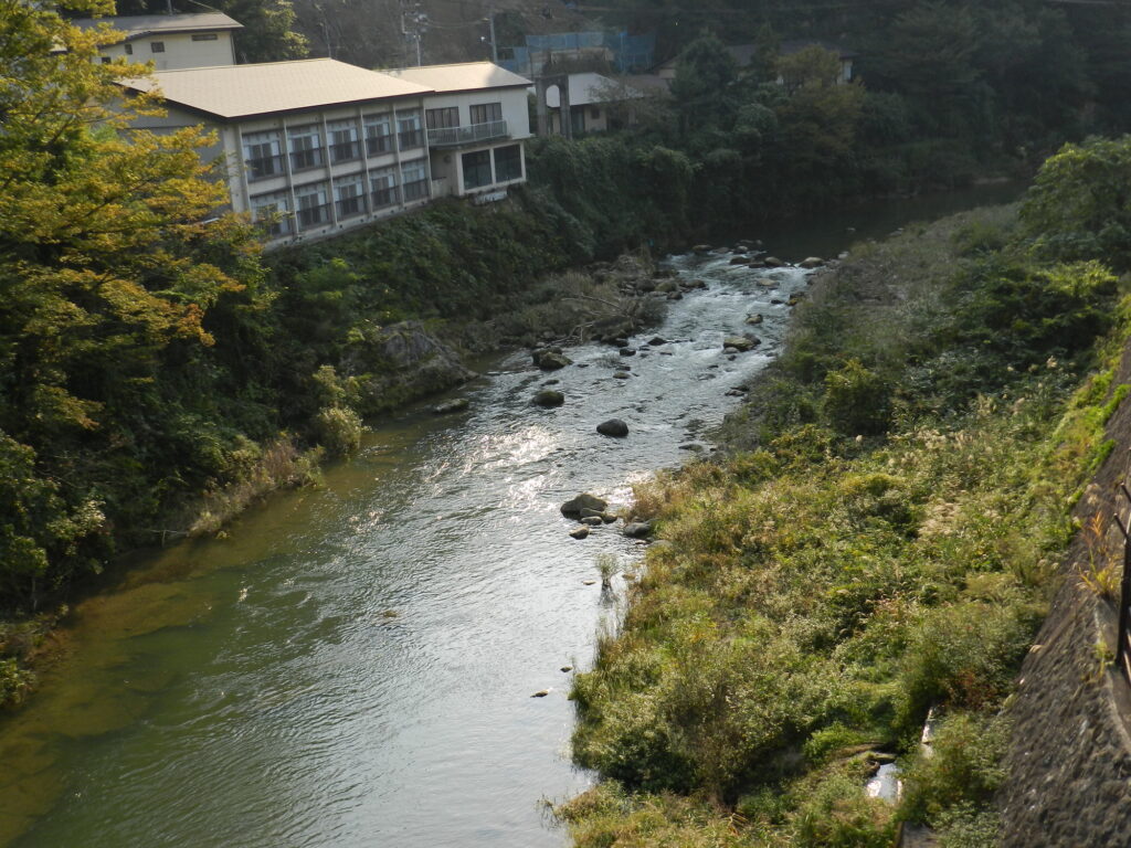 穴原温泉