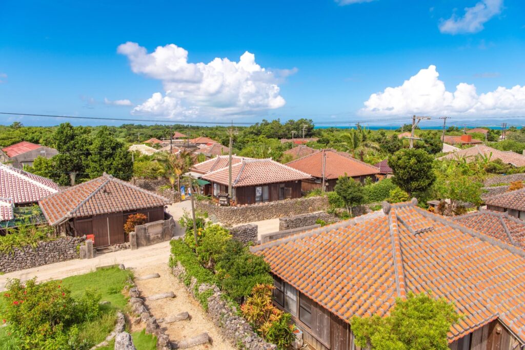  沖縄県の竹富島の集落