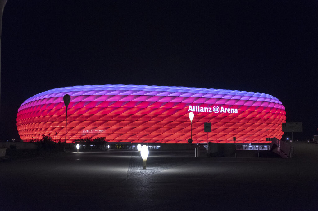 アリアンツ アレーナ