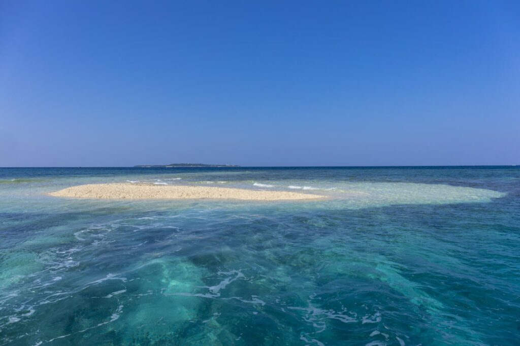 西表島の綺麗なバラス島