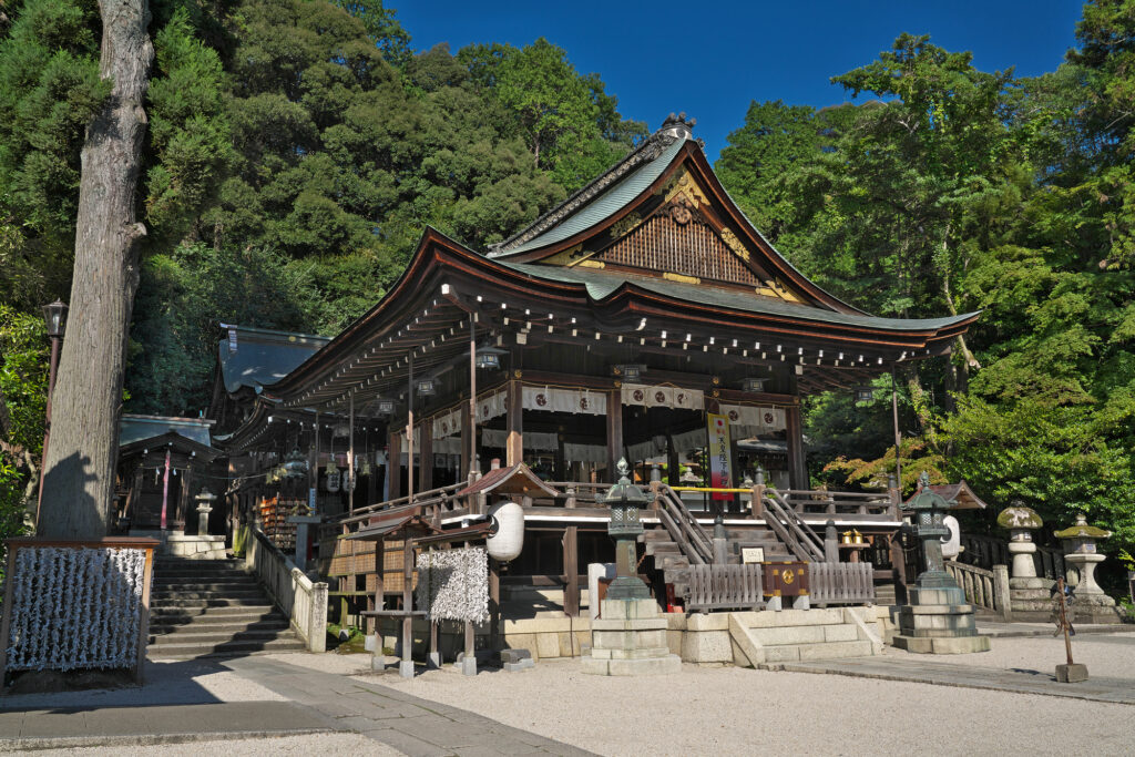 日牟禮八幡宮の風景