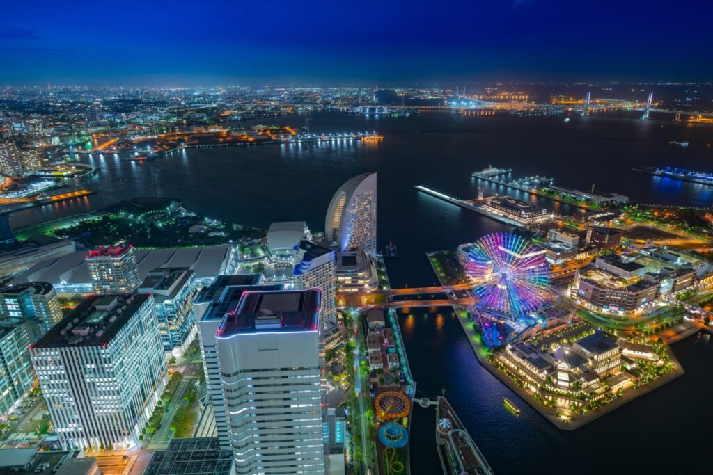 ランドマークタワー展望台から見たみなとみらいの夜景