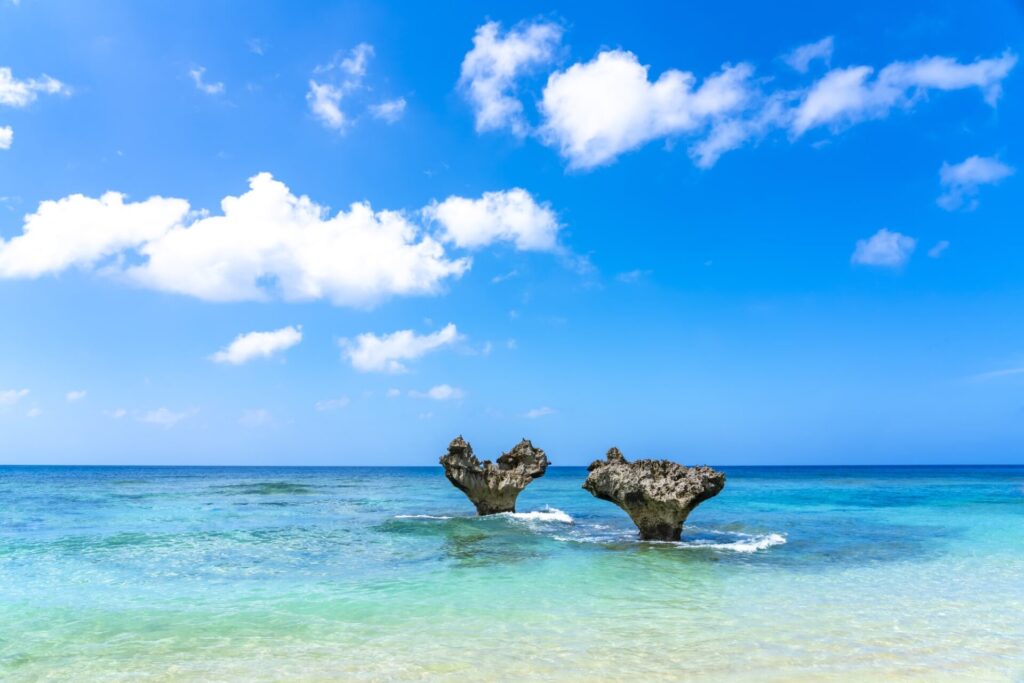 沖縄県_古宇利島 ハートロック