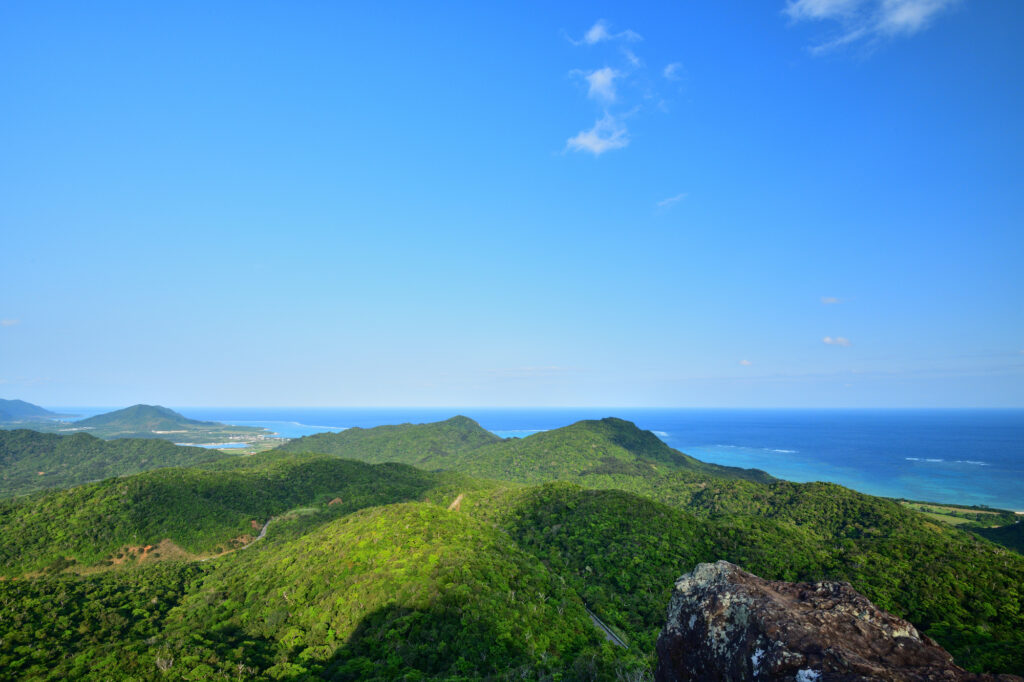 野底岳からの景色
