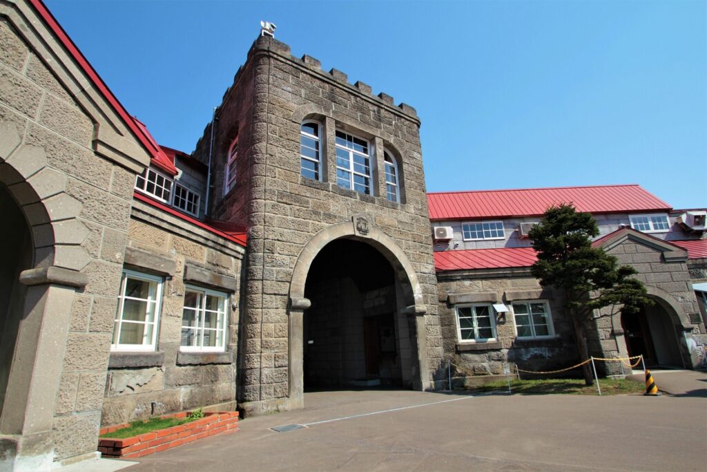 歴史が深いニッカウヰスキー余市蒸溜所でウィスキーの外観