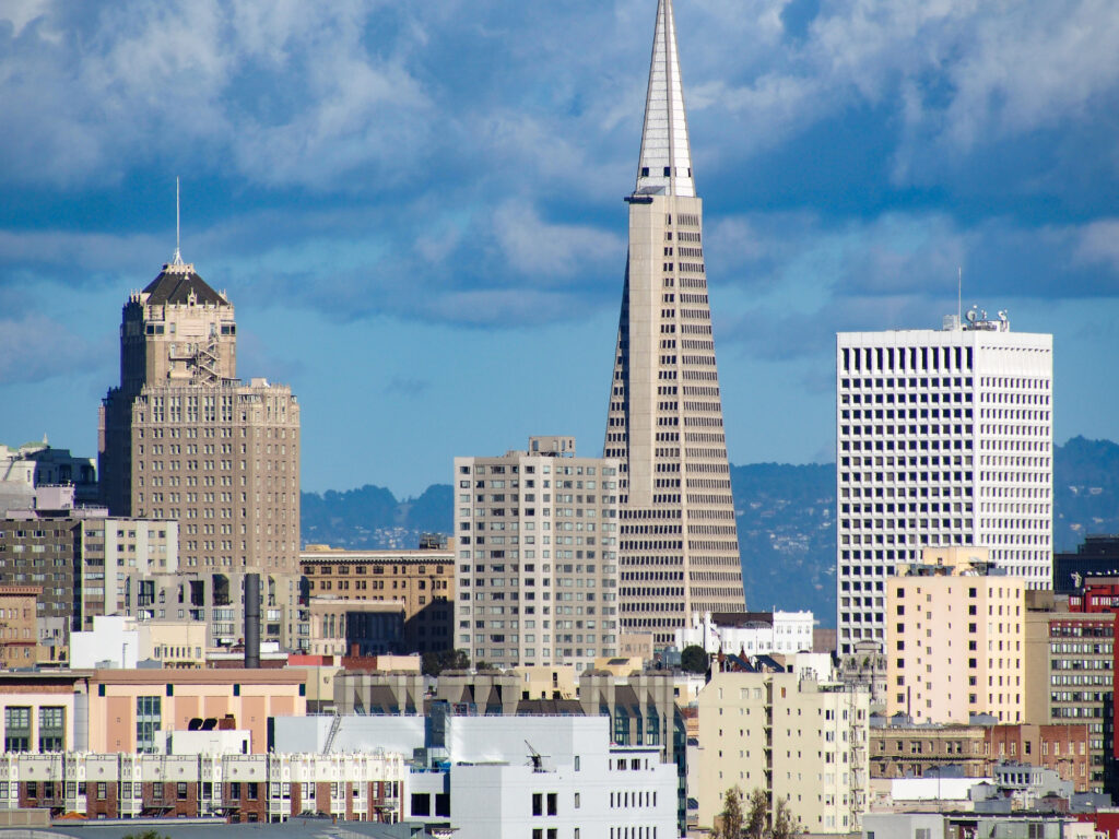 サンフランシスコ・アラモスクエア