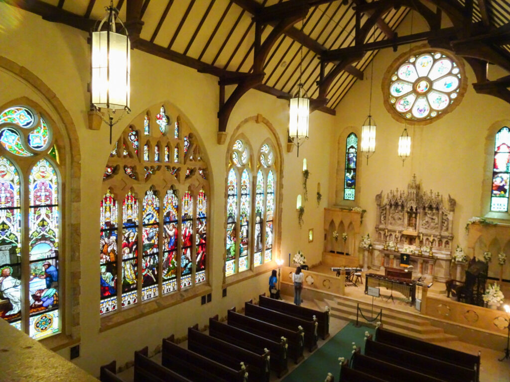 那須高原ステンドグラス美術館の教会 