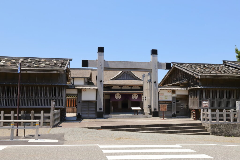 夕方：佐渡奉行所跡