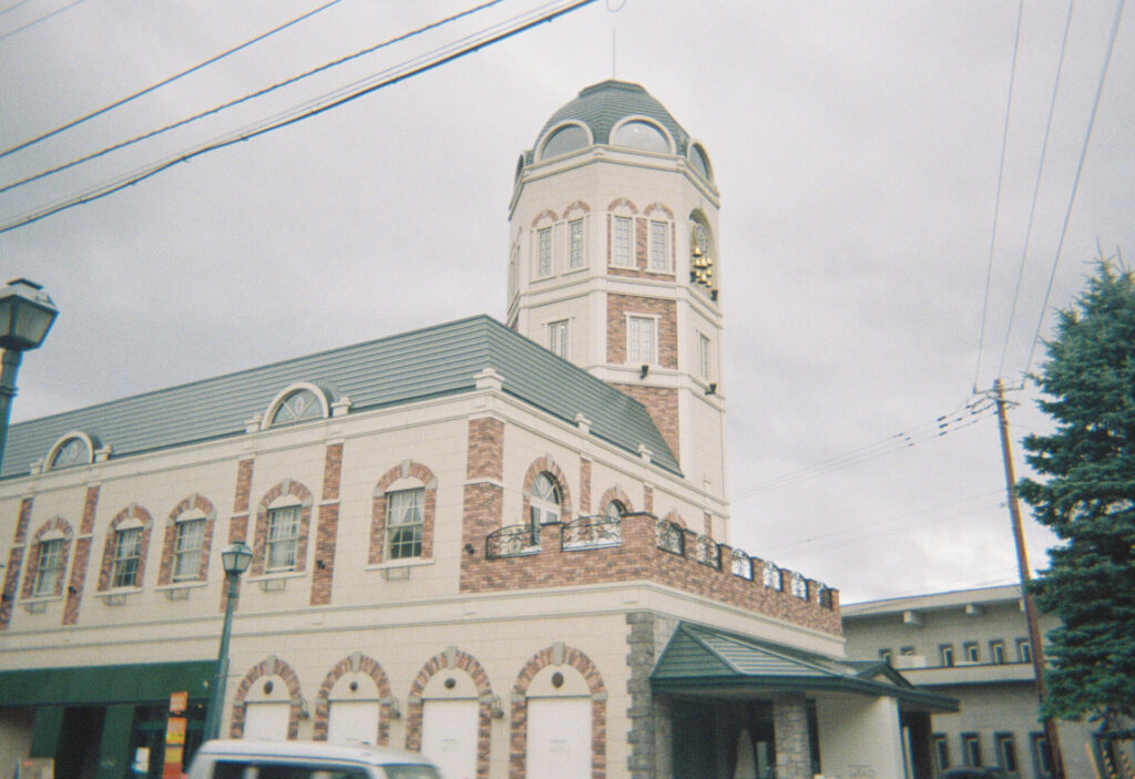 夕方:小樽洋菓子舗ルタオ本店
