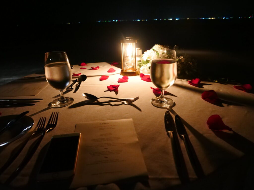 初日のディナーと早めの就寝