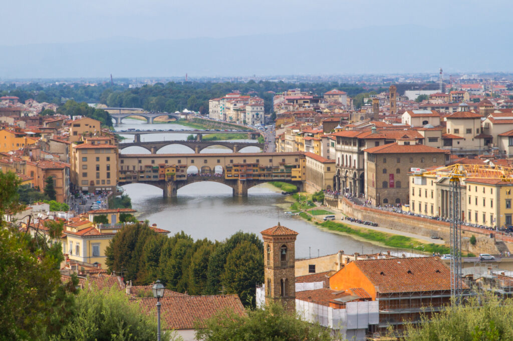 ミケランジェロ広場からのアルノ川(イタリア-フィレンツェ)