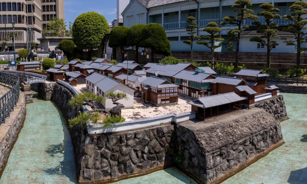 歴史ある出島は散策がおすすめ