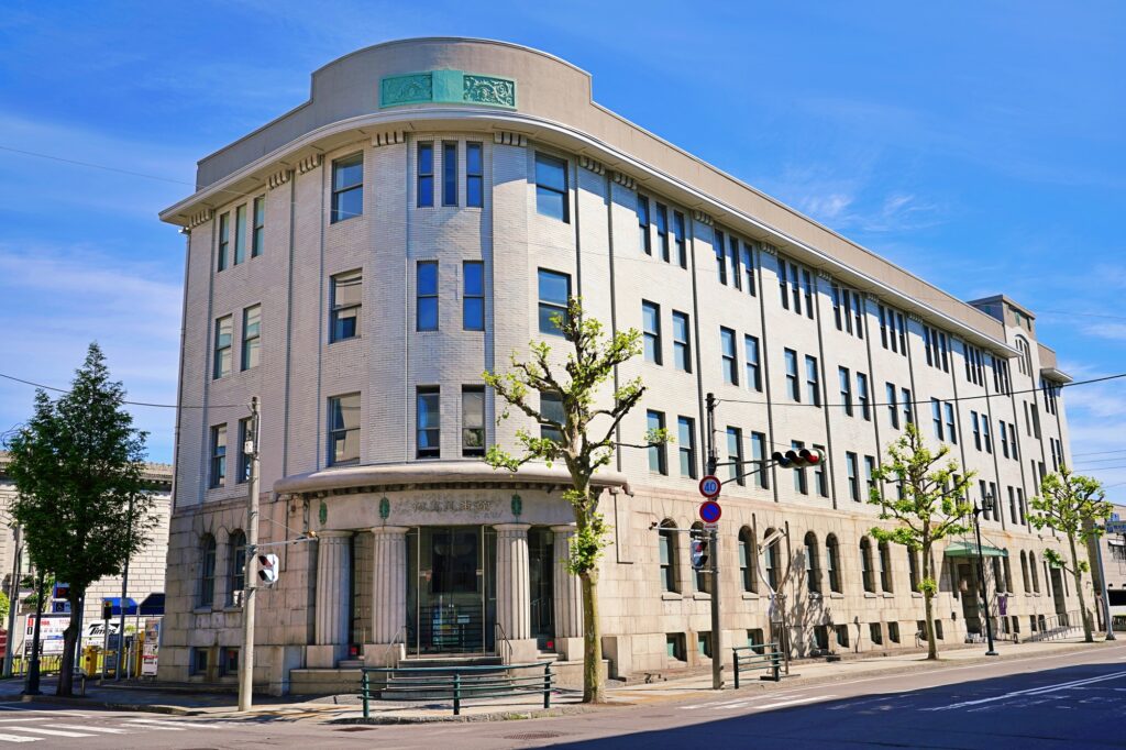 夕方: 小樽芸術村でステンドグラスを鑑賞