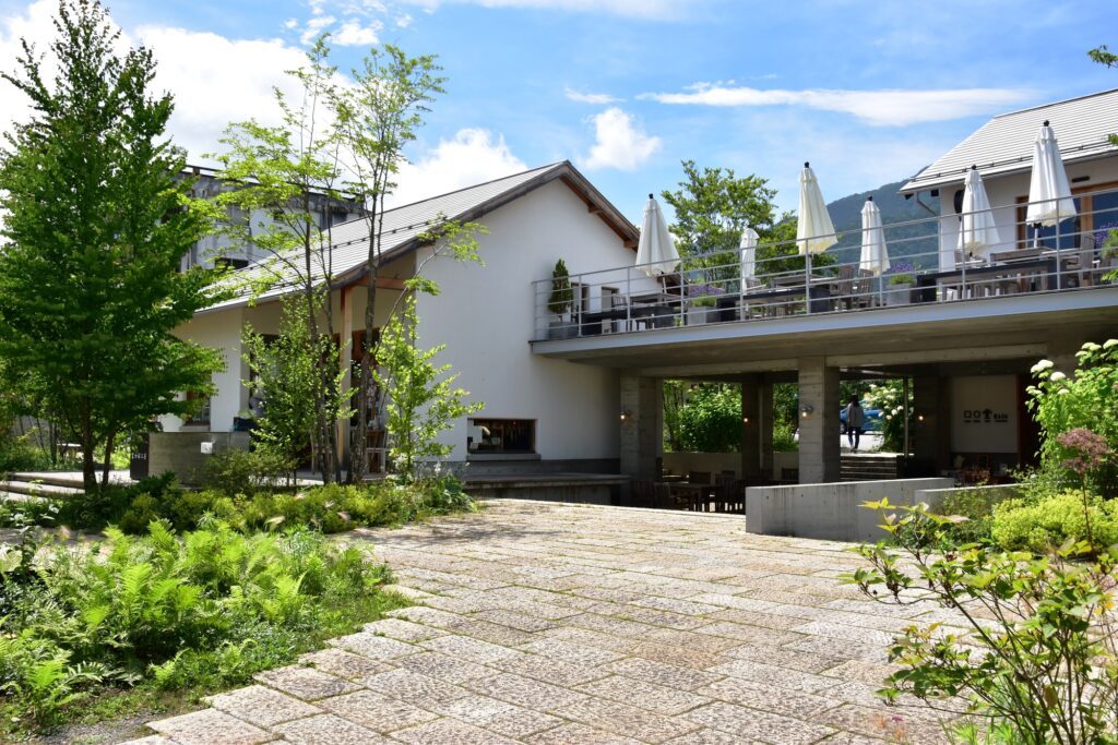 河口湖周辺の富士大石ハナテラス