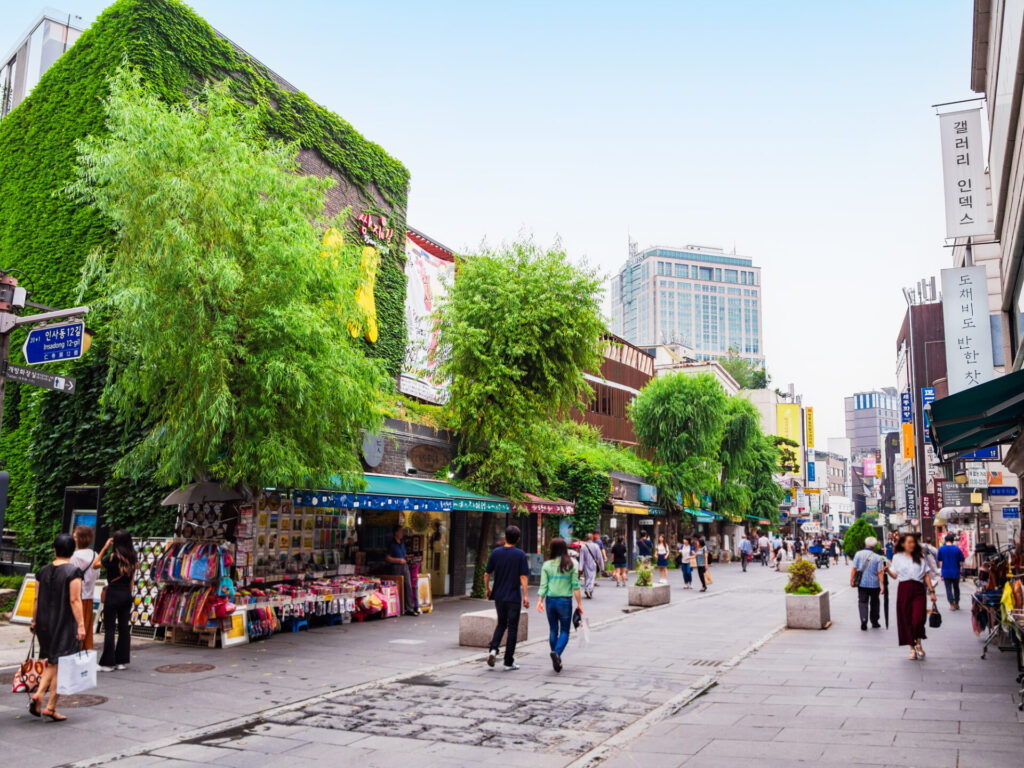 仁寺洞の街並み