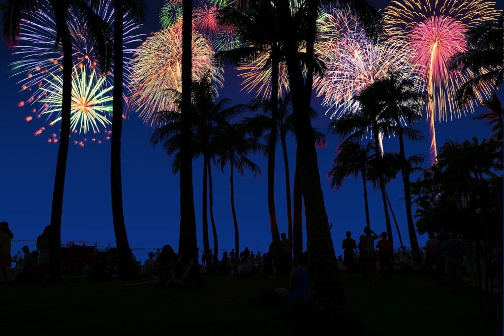 フライデーナイトワイキキ花火カタマランクルーズ