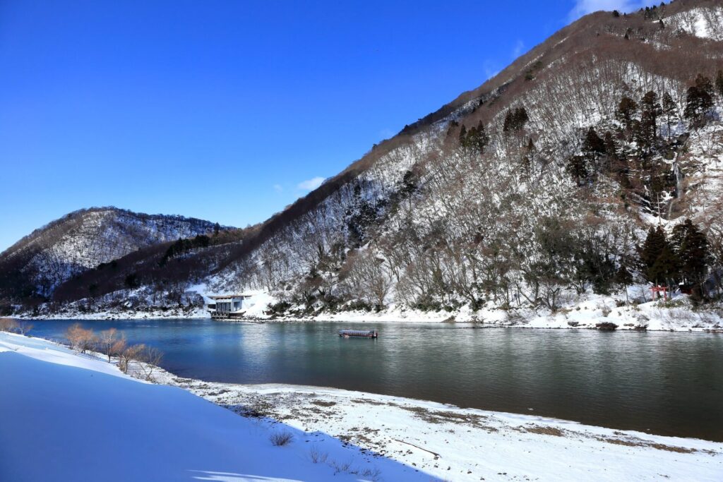 最上川の舟下り