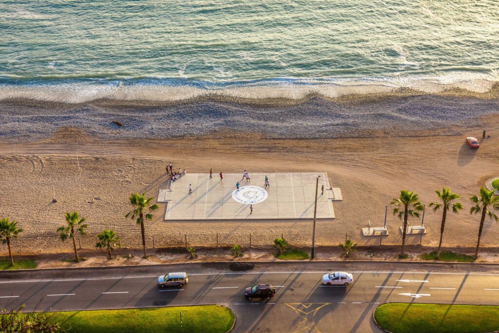 ミラフローレス