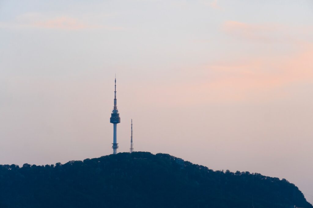 南山ソウルタワーの外観