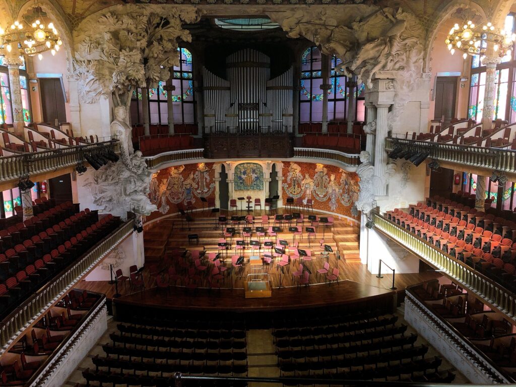 【スペイン】カタルーニャ音楽堂の大ホール(バルセロナ)