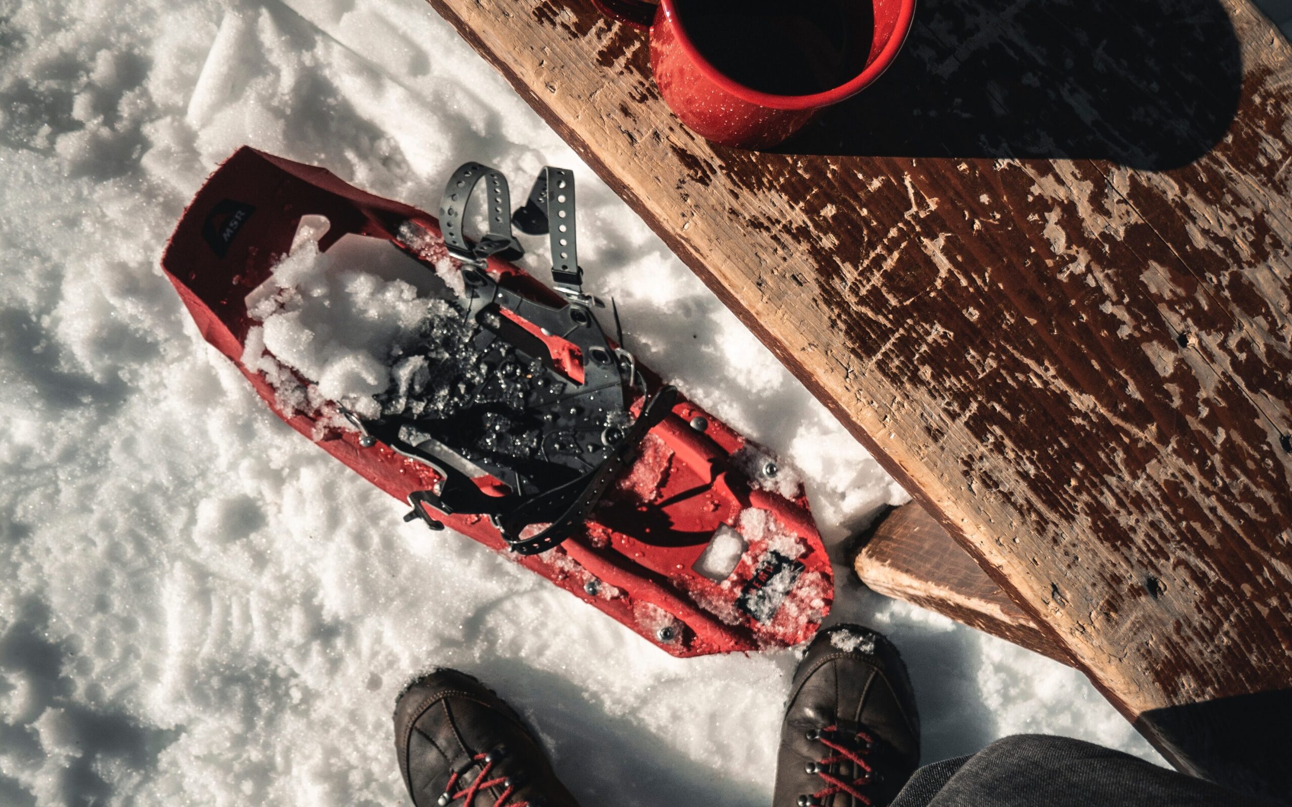 スノーシューとワカンの違い