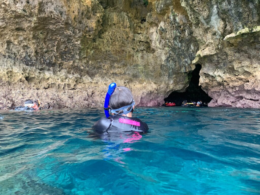 午前: 青の洞窟ダイビングの体験