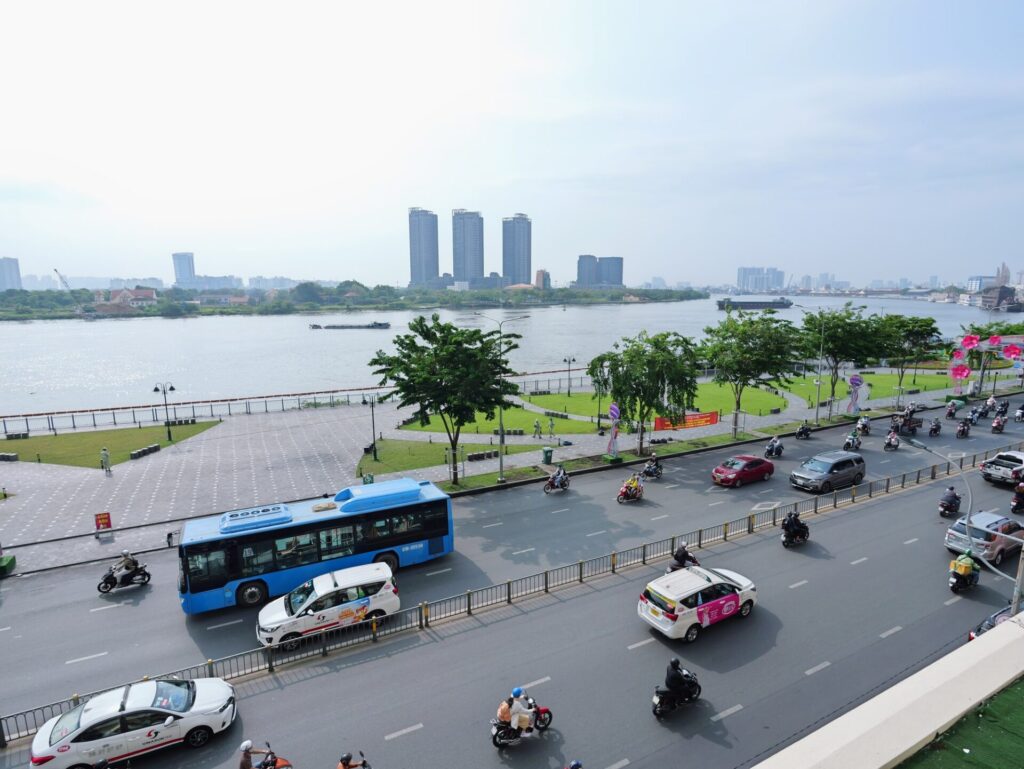 ベトナムのホーチミン市街の道路の様子