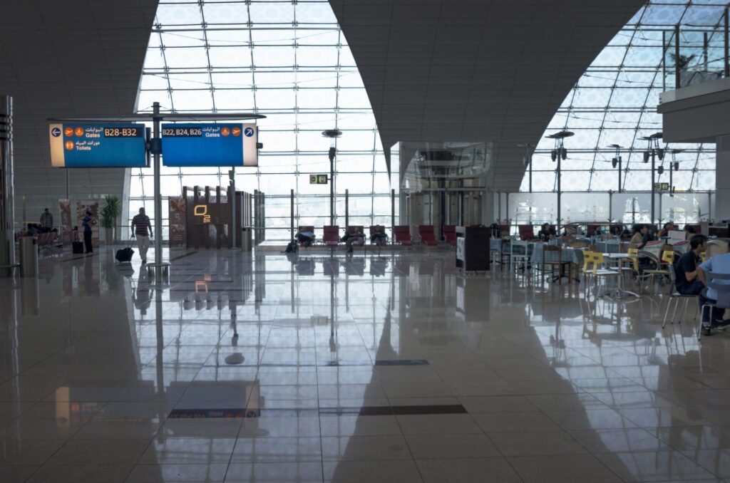 ドバイの玄関口であるドバイ空港内。