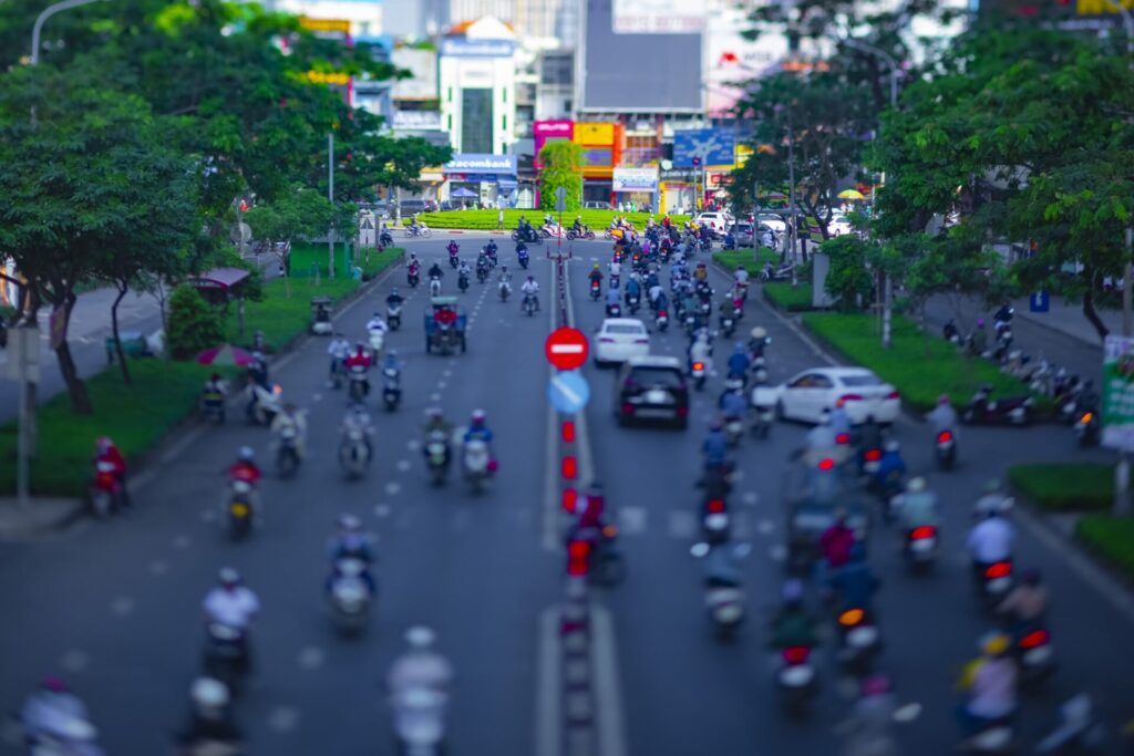 対策KY「ホーチミンの交通渋滞のようす」