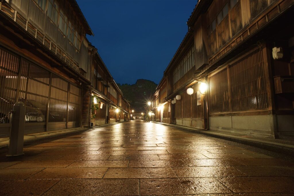 金沢 雨のひがし茶屋街