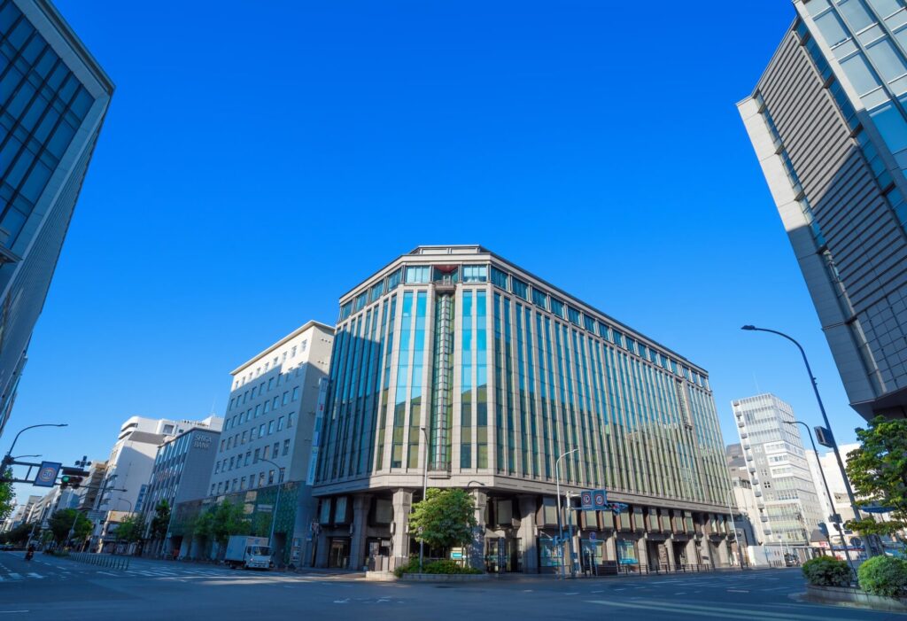 京都、四条烏丸の交差点