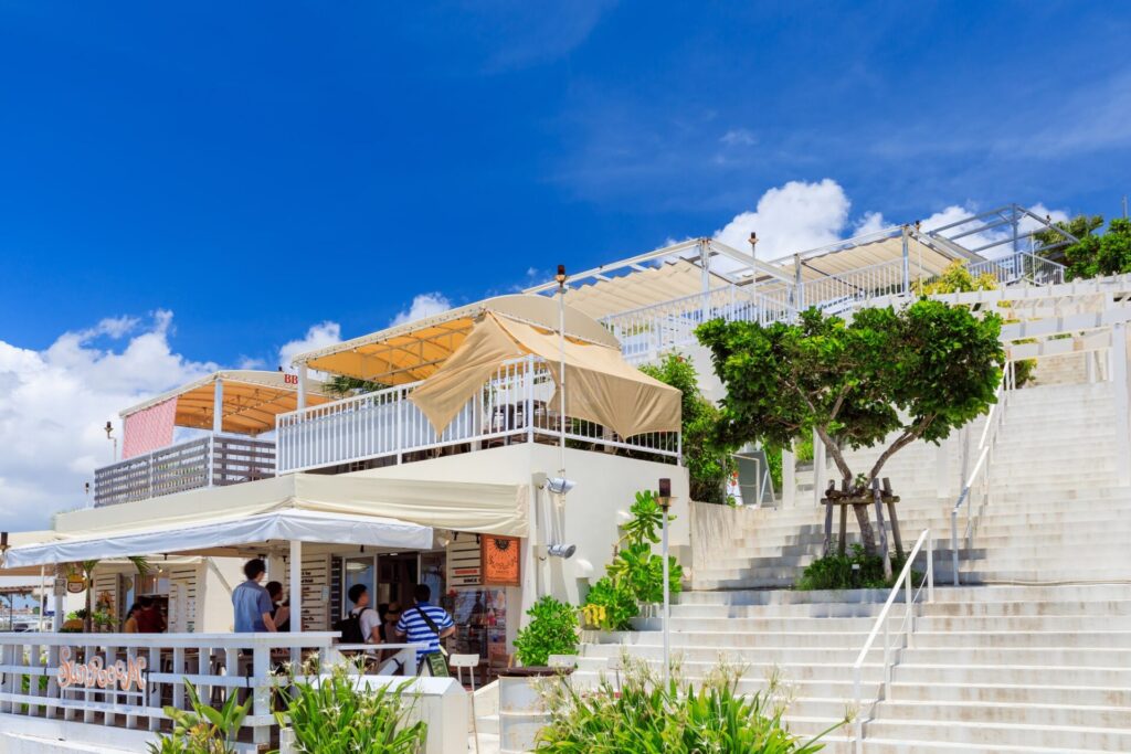 瀬長島ウミカジテラス