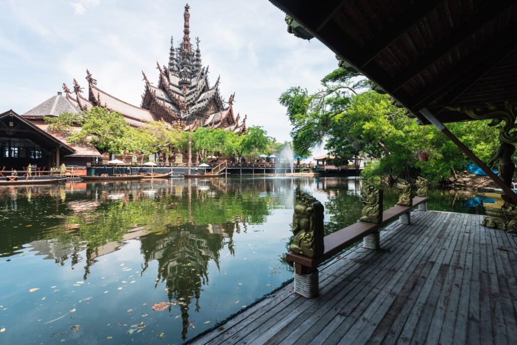 パタヤにある観光地サンクチュアリ・オブ・トゥルース