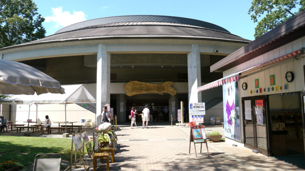 河口湖猿まわし劇場