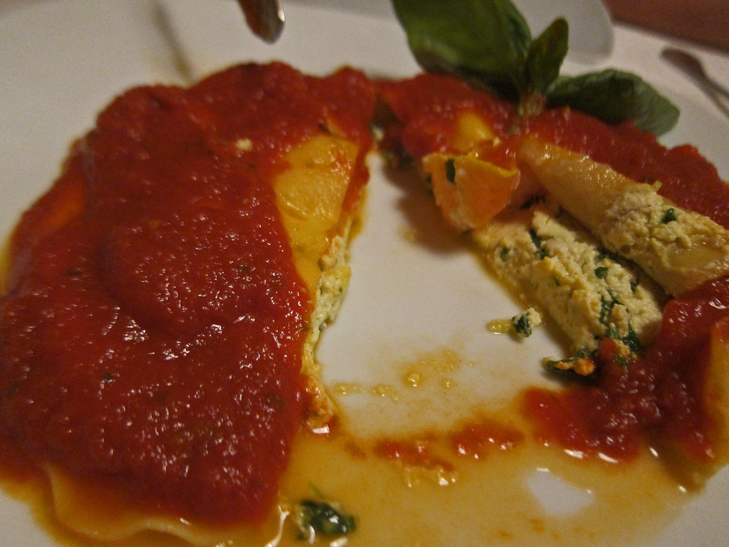 トラットリア・モンティのトルテッリ・パスタ　イタリア　ローマ