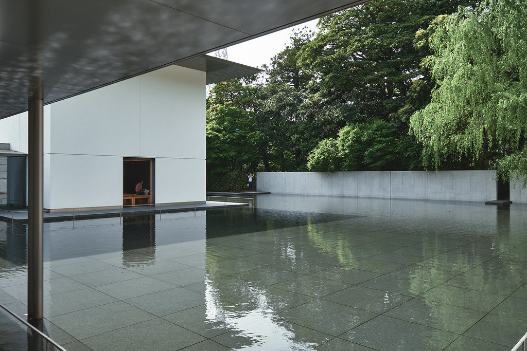 哲学者鈴木大拙の思想とアートが融合した鈴木大拙館