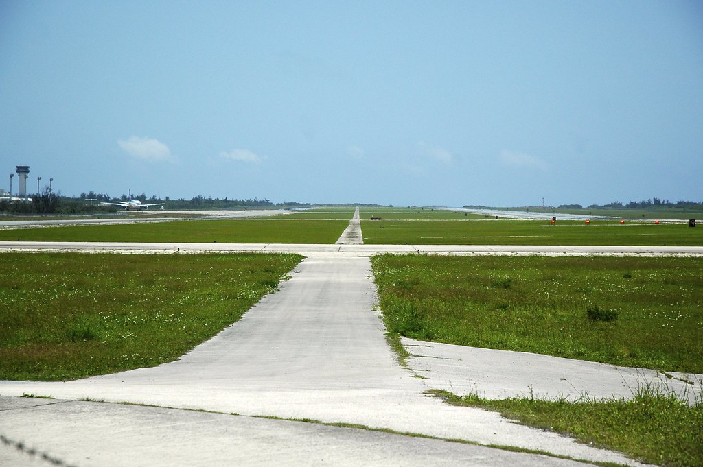 下地島空港滑走路